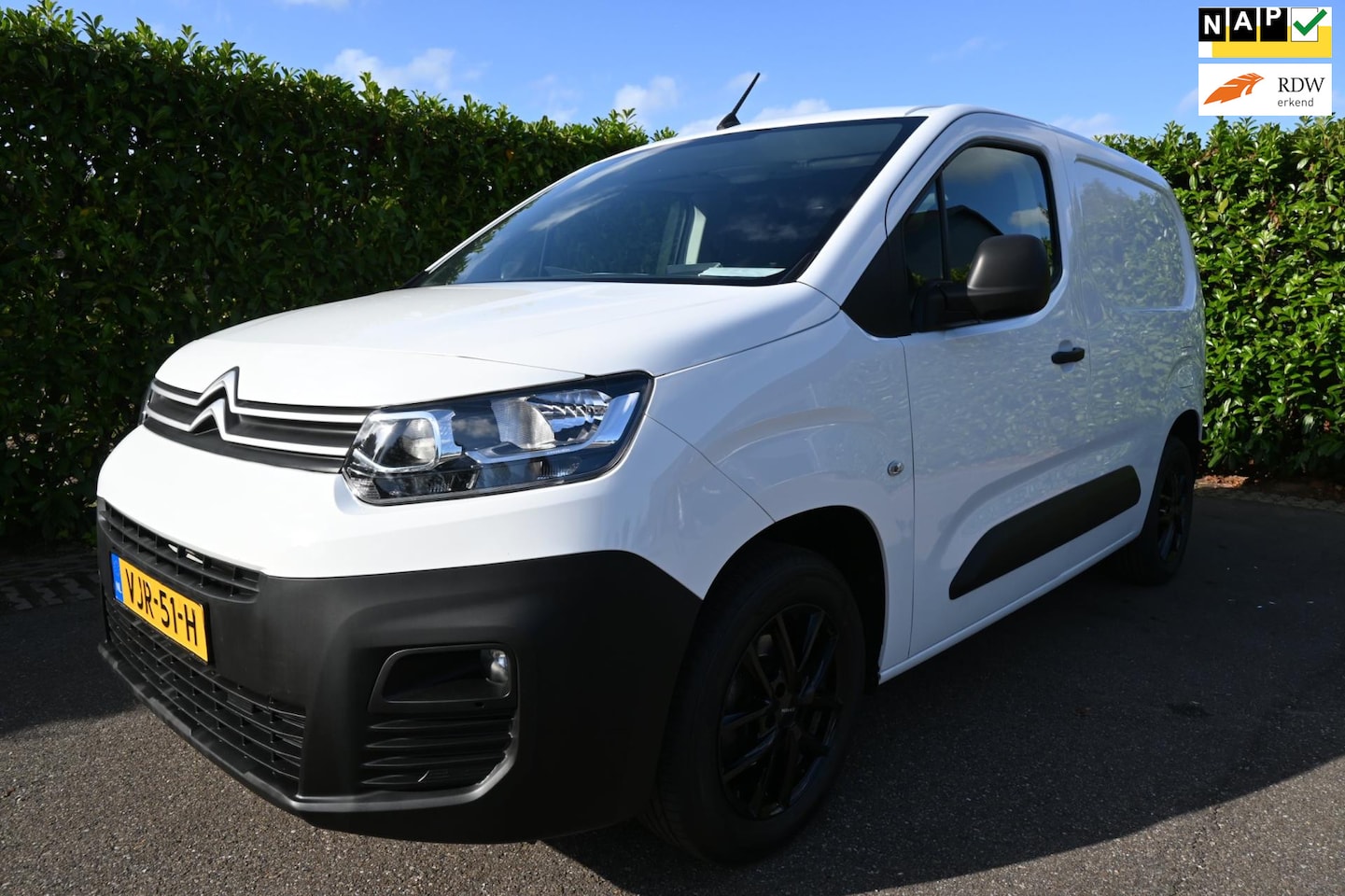 Citroën Berlingo - 1.5 BlueHDI Club. Origineel Nederlandse auto met NAP. - AutoWereld.nl