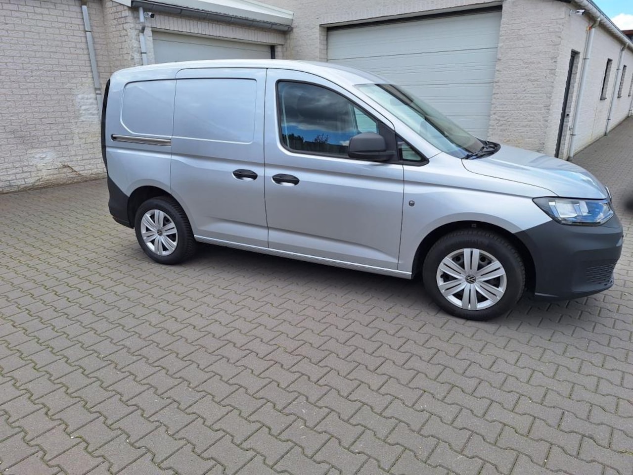 Volkswagen Caddy Cargo - 2.0 TDI Comfort 2.0 TDI Comfort - AutoWereld.nl