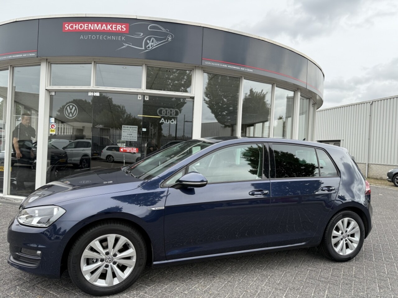 Volkswagen Golf - 1.0 TSI Bns Ed. Con - AutoWereld.nl