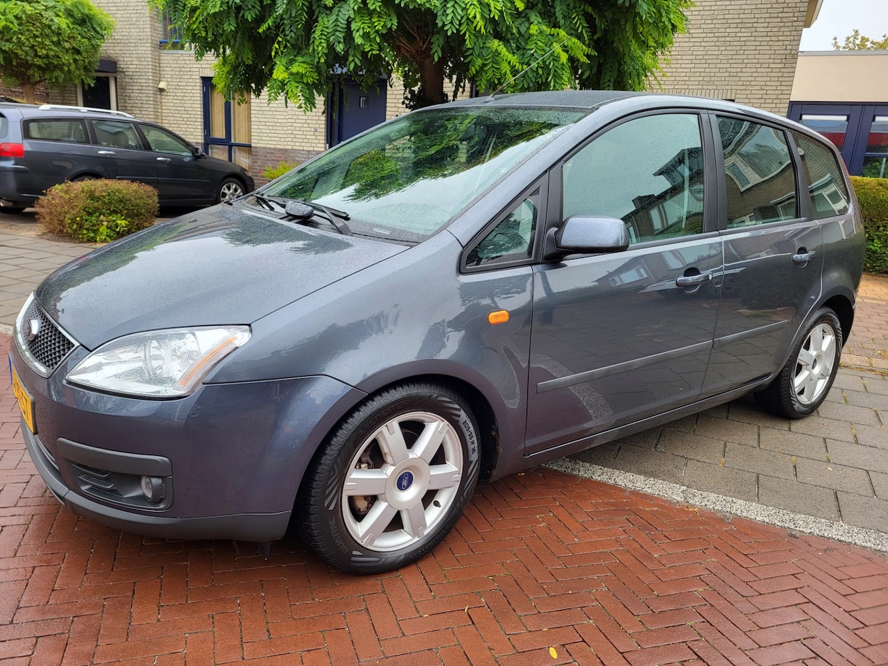 Ford Focus C-Max - 1.6-16V Futura 1.6-16V Futura nieuwe apk - AutoWereld.nl