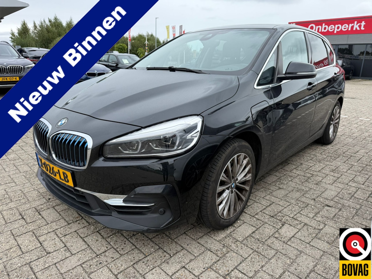 BMW 2-serie Active Tourer - 225xe iPerformance Luxury - AutoWereld.nl