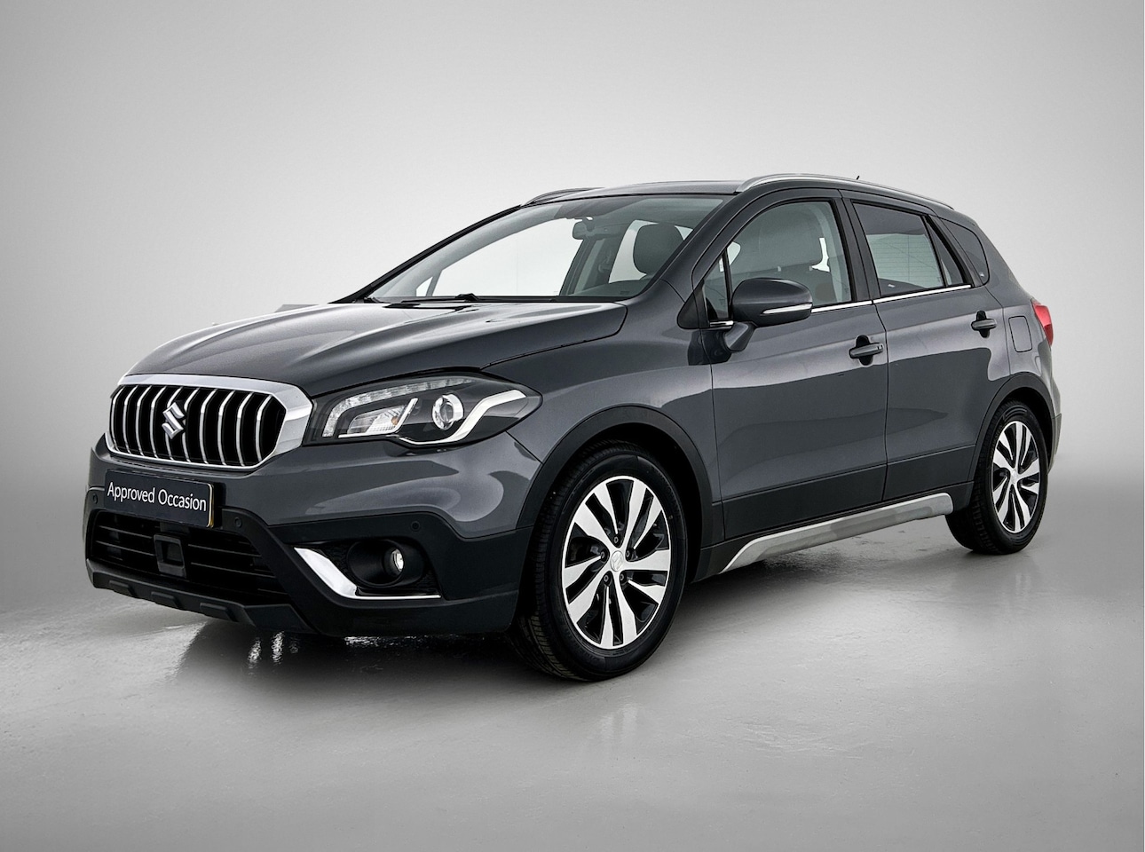 Suzuki S-Cross - 1.4 Boosterjet High Executive | Panoramadak | Climate control | Lederen bekleding | Cruise - AutoWereld.nl