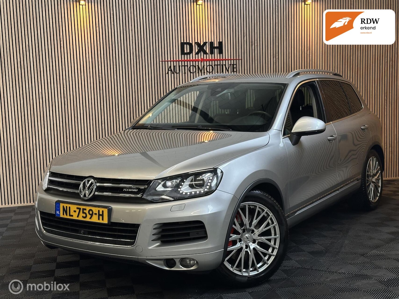 Volkswagen Touareg - 3.0 TSI Hybrid Highline ACC TREKH DYNAUD - AutoWereld.nl