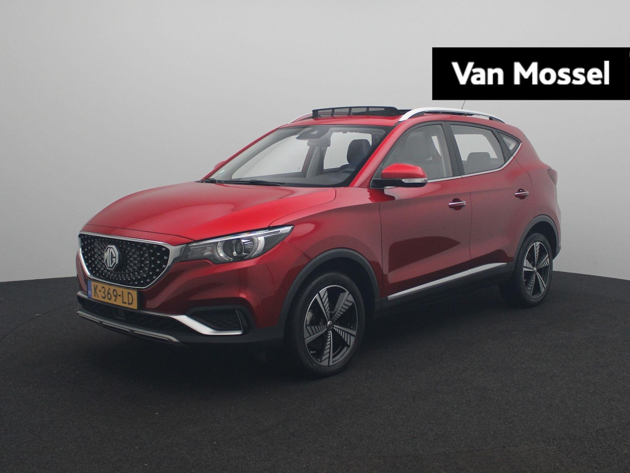 MG ZS - Luxury 45 kWh | Pano dak | Navi | Carplay/Android Auto | Leder - AutoWereld.nl