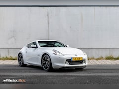 Nissan 370Z - 3.7 V6