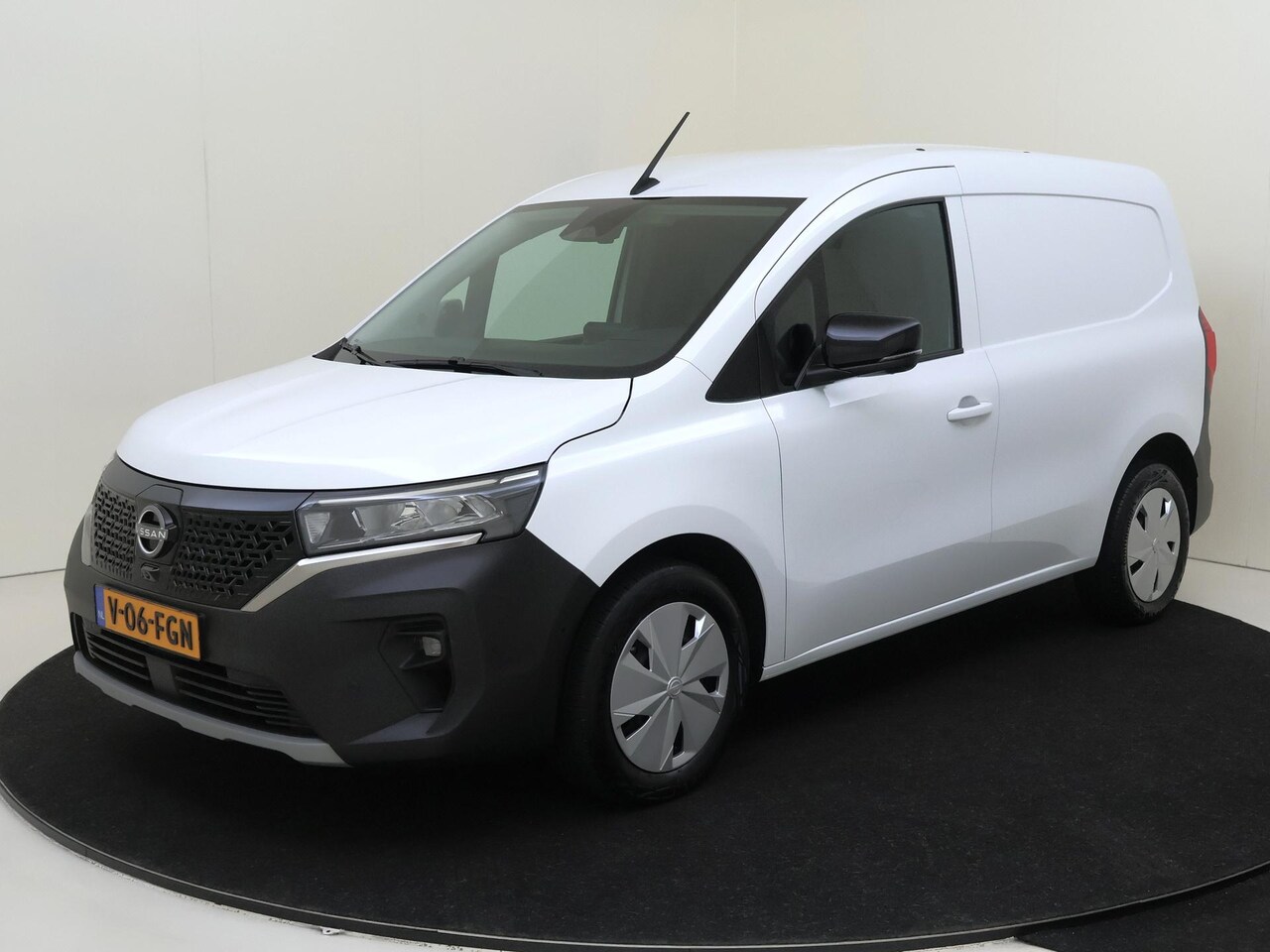 Nissan Townstar - Tekna L1 45 kWh Nissan TOWNSTAR Tekna L1 45 kWh| WLTP 314 km |AUTOMAAT | Navigatie Achteru - AutoWereld.nl