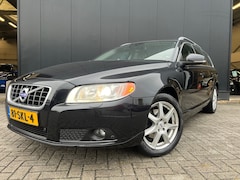 Volvo V70 - 1.6 T4 Aut/Leer/Navi/Dakje/dealer Onderh