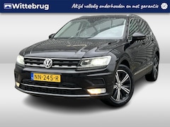 Volkswagen Tiguan - 1.4 TSI 150pk DSG Highline / Panoramadak / Leder Vienna / Memory Seats / Virtual Cockpit /