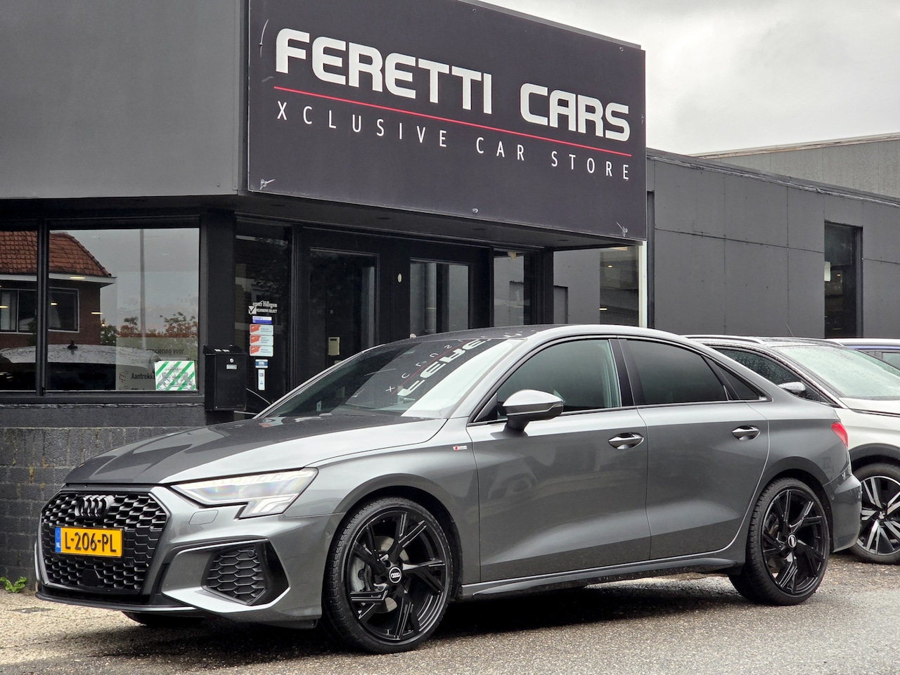 Audi A3 Limousine - 30 TFSI AUT7 S-LINE EDITION ORG.103d.KM!! SPORTSTOELEN PARKASSIST NAVI DIGIDASH 20 INCH.LM - AutoWereld.nl