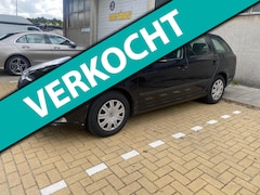 Skoda Octavia Combi - 1.6 TDI Elegance * Airco * Navigatie * MOTOR DEFECT START NIET