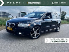 Volvo V50 - 2.0 Limited Edition | Leder | Stoelverwarming | Parkeersensoren | getinte ruiten | Bluetoo