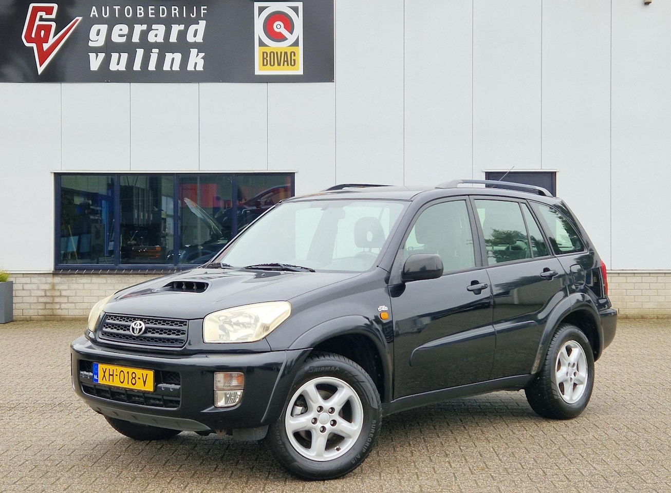 Toyota RAV4 - 2.0 D4-D Luna TREKHAAK AIRCO CRUISE LMV 5 PERS. - AutoWereld.nl