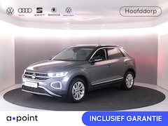 Volkswagen T-Roc - 1.5 TSI Style 150 PK DSG | Trekhaak afneembaar | Navigatie | Stoel verwarming en massage |