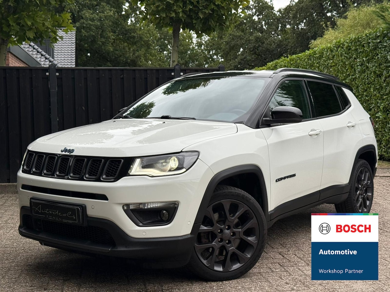 Jeep Compass - 4xe 240 Plug-in Hybrid Electric S TREKHAAK - AutoWereld.nl