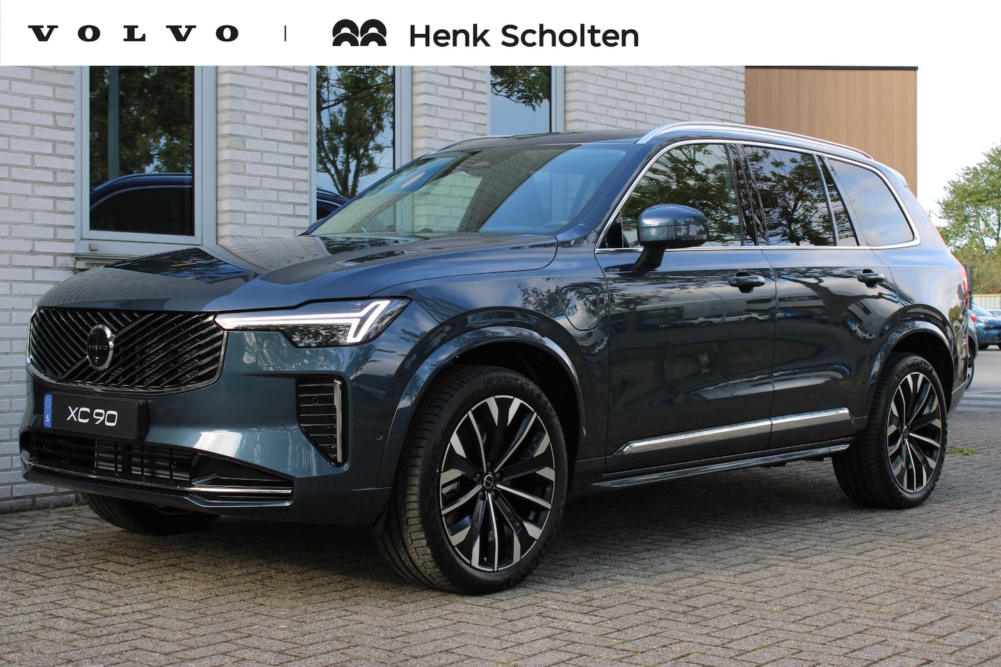 Volvo XC90 - 2.0 T8 Plug-in hybrid AWD Ultra Bright Denim Blue | Nappa leder met ventilatie Charcoal | - AutoWereld.nl
