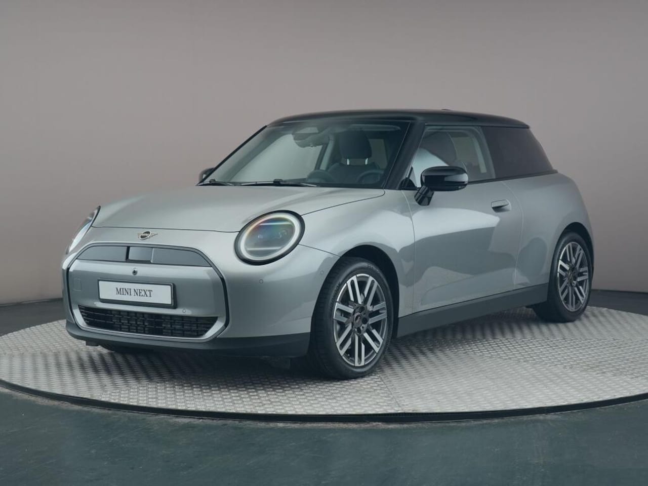 MINI Cooper - E Classic L - AutoWereld.nl