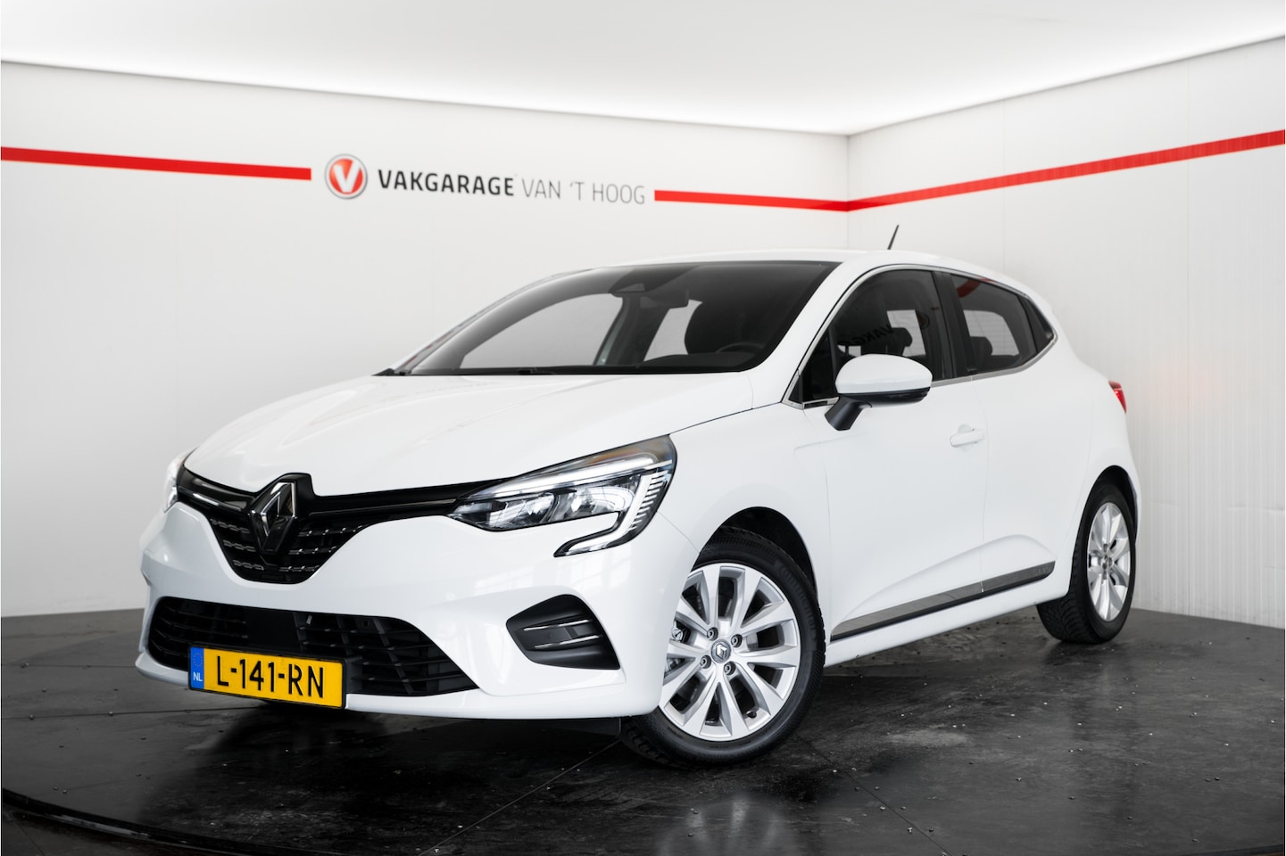 Renault Clio - 1.6 E-Tech Hybrid 140 Intens - AutoWereld.nl