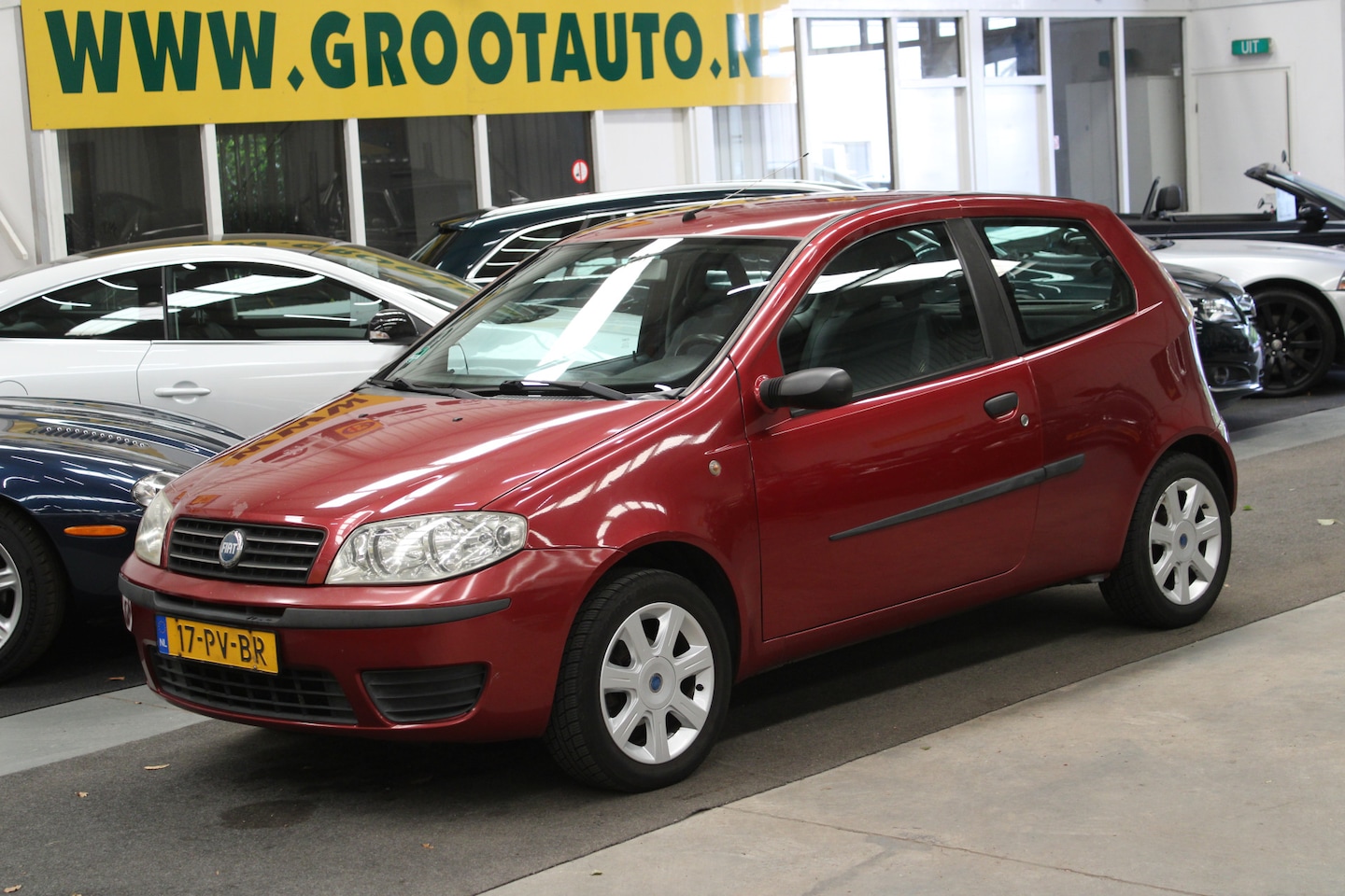 Fiat Punto - 1.2 Sound Airco, Stuurbekrachtiging - AutoWereld.nl
