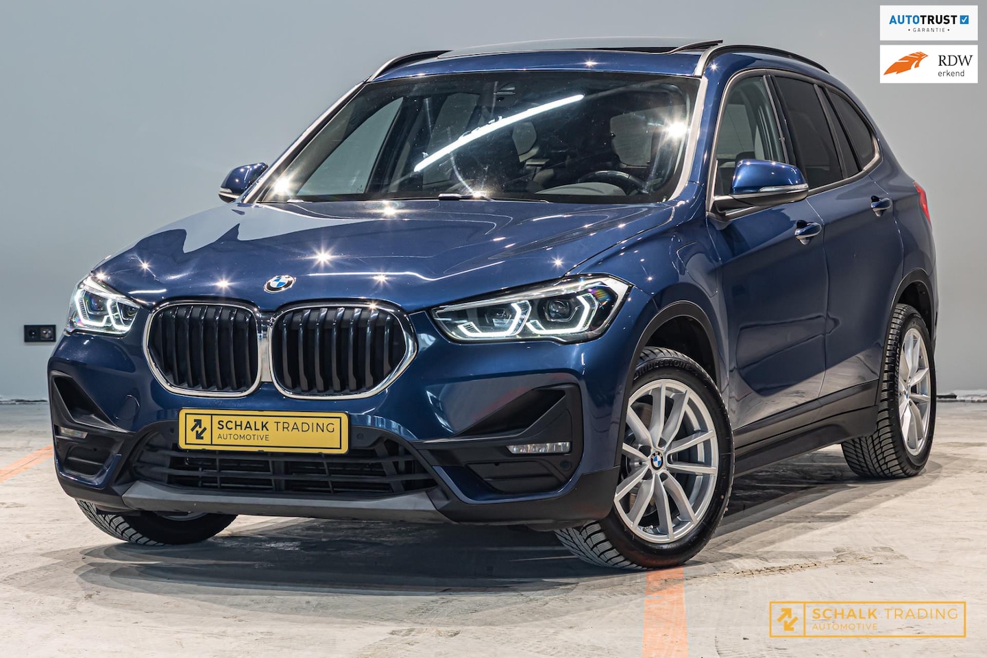 BMW X1 - XDrive25e High Executive|Pano |LED|Leder|Garantie - AutoWereld.nl