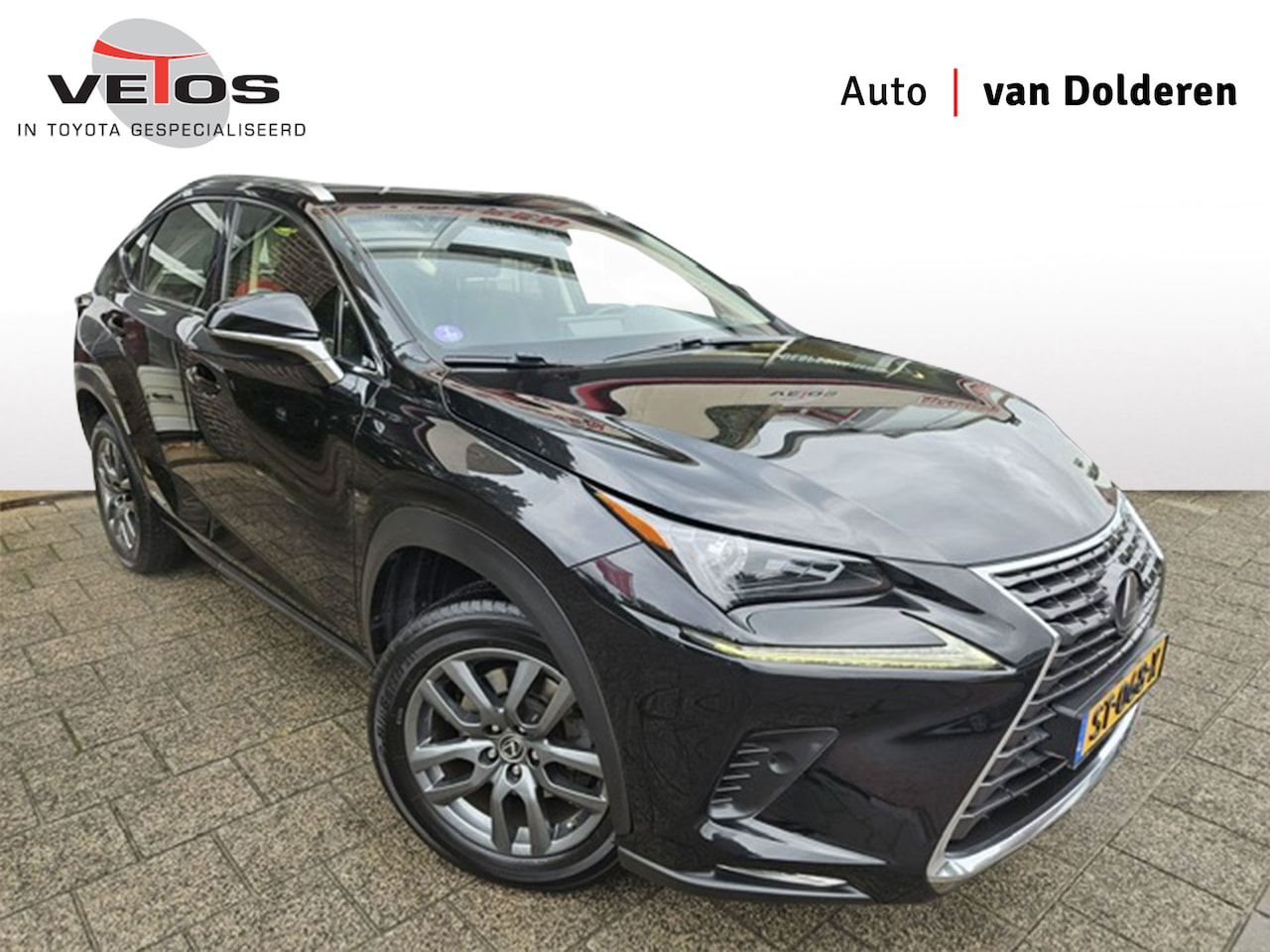 Lexus NX - 300h AWD Business Line Rijstrokensensor/Grootlicht assistent - AutoWereld.nl