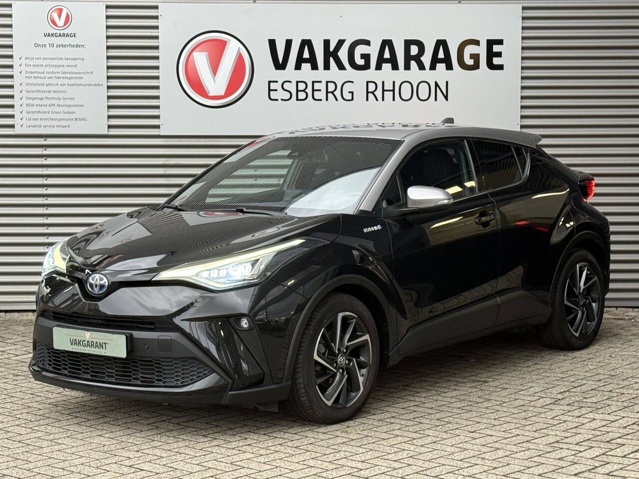 Toyota C-HR - 2.0 Hybrid Bi-Tone NAVI/CAMERA,JBL - AutoWereld.nl