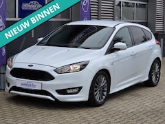 Ford Focus - 1.0 EcoBoost 125pk ST-Line nw distributie