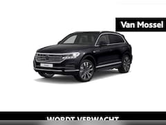 Volkswagen Touareg - Elegance 3.0 TSi eHybrid 4MOTION 381 PK | Automaat | Navigatie | Panoramadak | 360 Camera