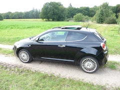 Alfa Romeo MiTo - 1.4 Distinctive Schuifdak en full options !!