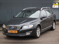Volvo V70 - 2.0 D4 Nordic+ Elek-Dak/Xenon/Leer/Parkeersensor v, a/Trekhaak