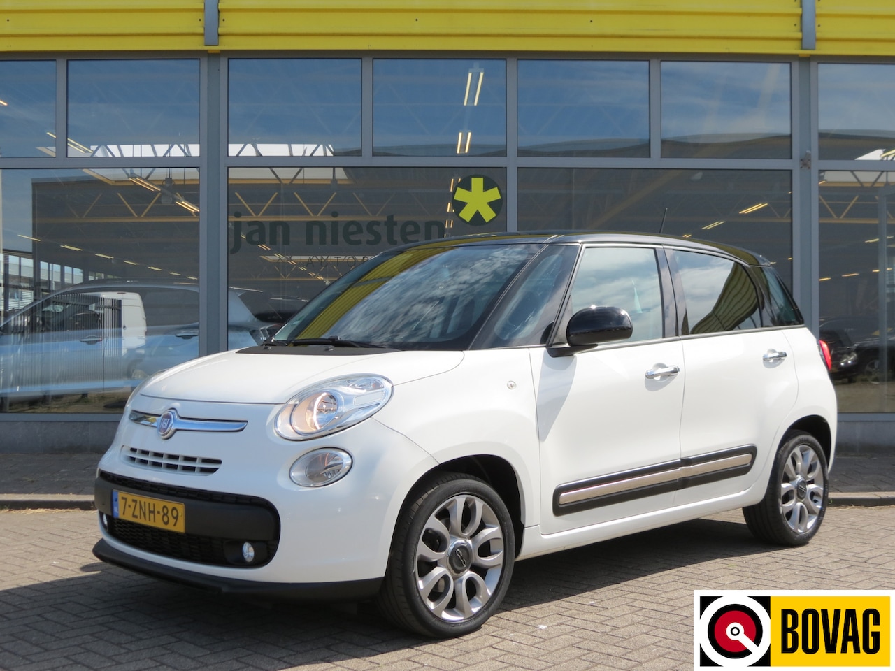 Fiat 500 L - 0.9 TwinAir Lounge -105pk- | Panorama Dak | Rijklaarprijs incl. 1 jaar Bovag Garantie - AutoWereld.nl