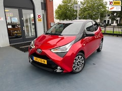 Toyota Aygo - 1.0 VVT-i x-clusiv CLIMA LMV STOELVERWARMING