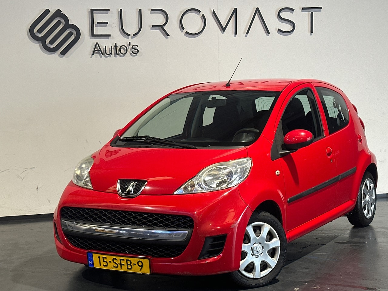 Peugeot 107 - 1.0-12V XS Nieuw apk - 5Deurs - Eleckt.Ramen - AutoWereld.nl