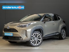 Toyota Yaris Cross - 1.5 Hybrid Executive AWD |trekhaak|elek klep|leder|parkeersensoren|