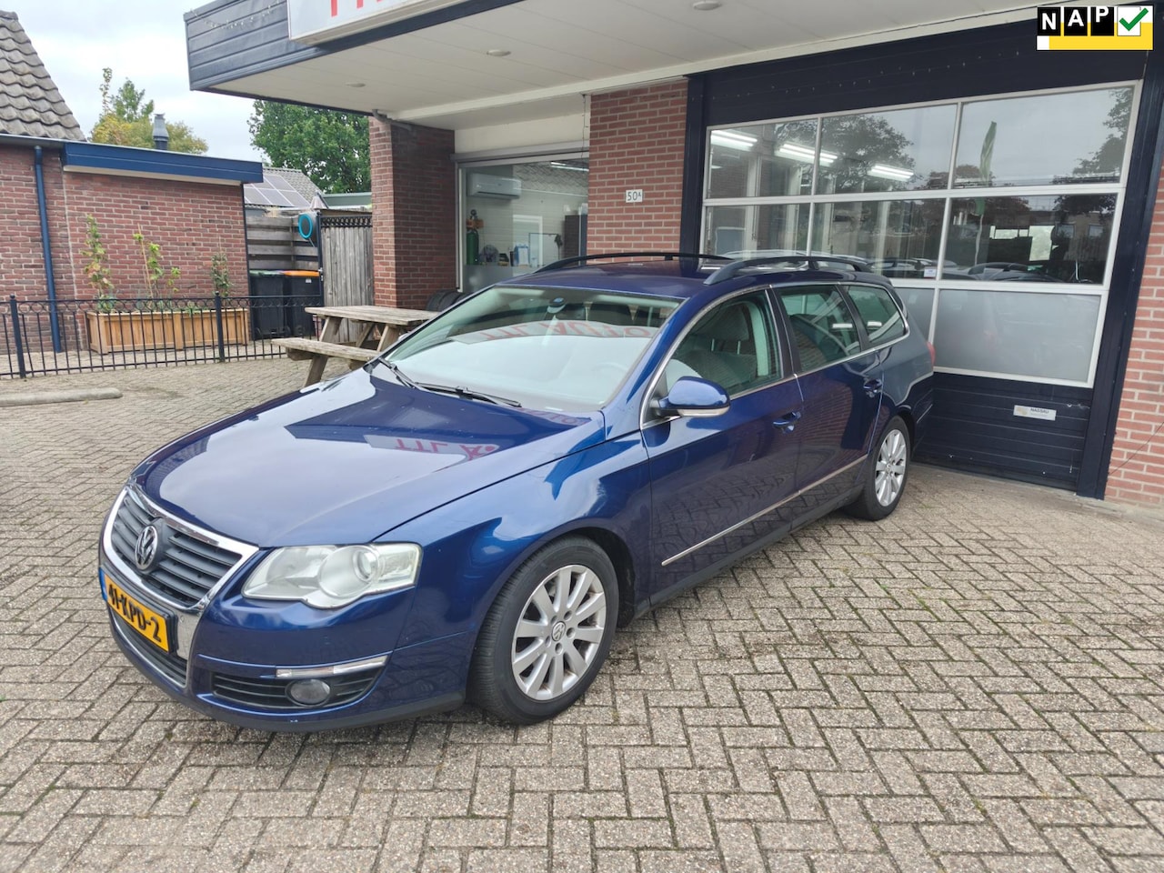 Volkswagen Passat Variant - 1.4 TSI Comfortline 1.4 TSI Comfortline, Trekhaak, Navi, Clima, Cruise, PDC, NAP - AutoWereld.nl