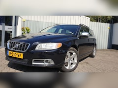 Volvo V70 - 2.5T Summum Automaat