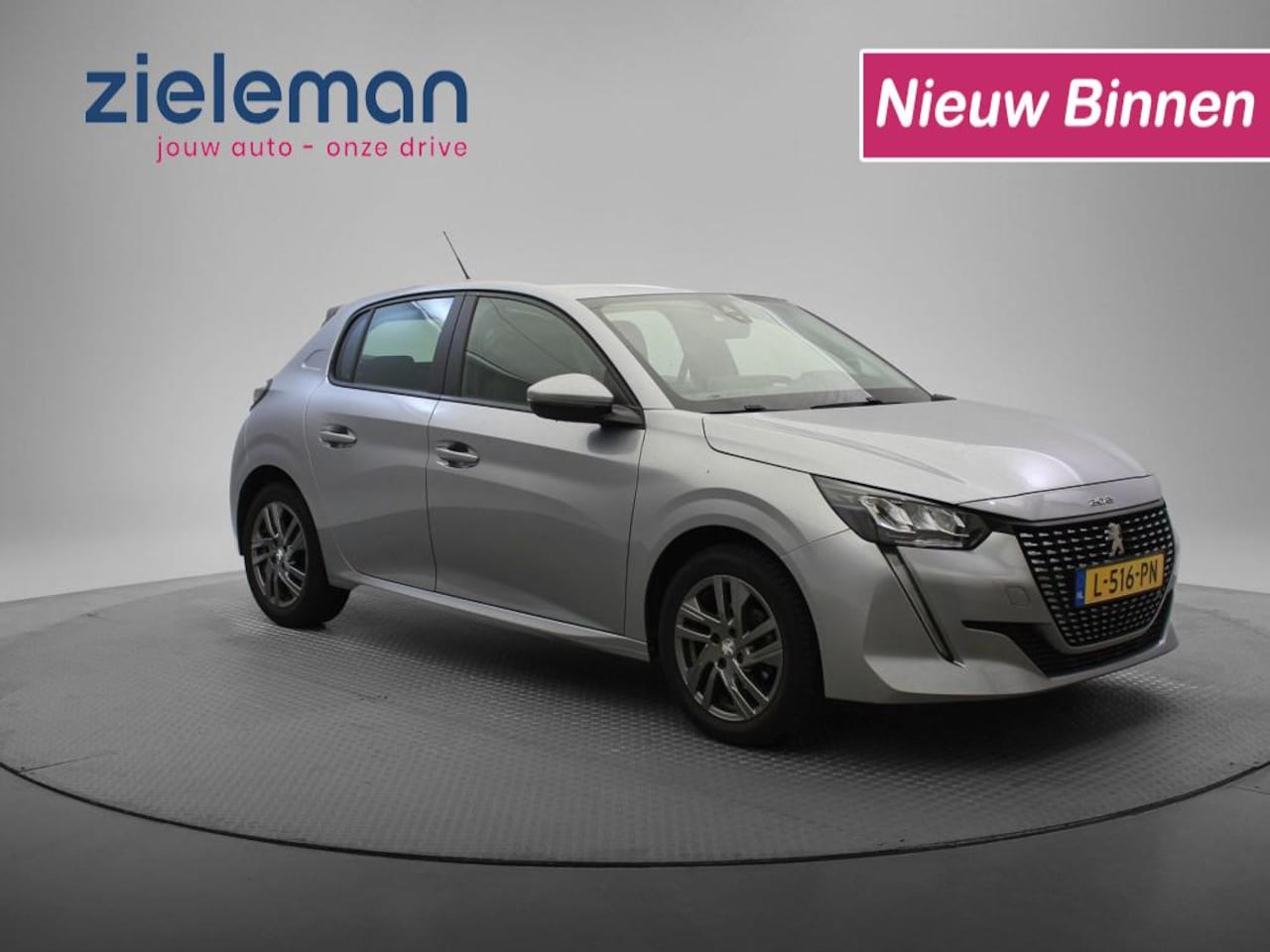 Peugeot 208 - 1.2 PureTech Active - Carplay, Cruise, Lichtmetalen Velgen - AutoWereld.nl