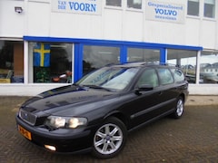 Volvo V70 - 2.5T SUMMUM, AUT, LEDER, SCHUIFD, TREKH, PERFECT ONDERHOUDEN