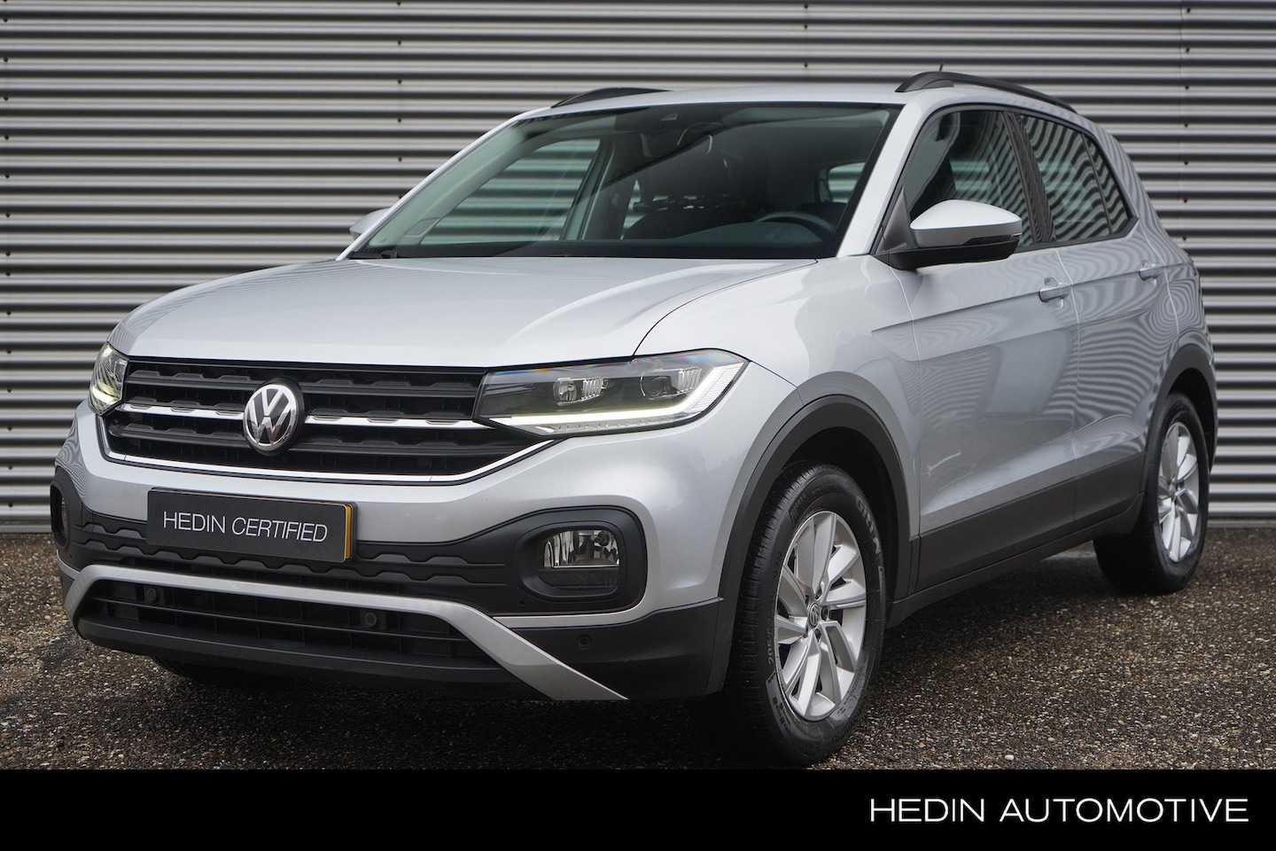 Volkswagen T-Cross - 1.0 TSI Life / Nederlandse Auto / Parkeercamera / Climate control / Navigatie / Adaptieve - AutoWereld.nl