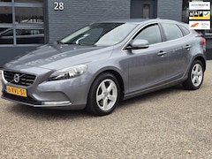 Volvo V40 - 1.6 T4 180pk Momentum NED AUTO DEALER ONDERHOUDEN AUTOMAAT