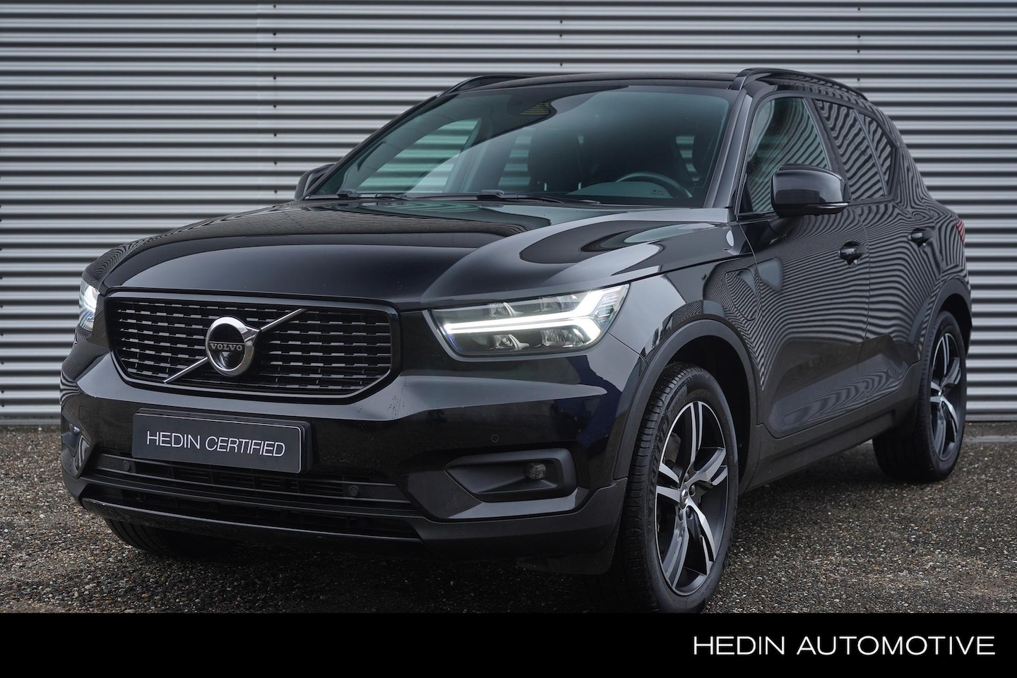 Volvo XC40 - 1.5 T4 Recharge R-Design | Premium Audio by Harman Kardon | Trekhaak | 360 gr Camera | - AutoWereld.nl