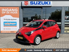 Toyota Aygo - 1.0 VVT-i x-play Automaat | Navigatie via Apple Carplay/ Android Auto | Camera achter | Bl