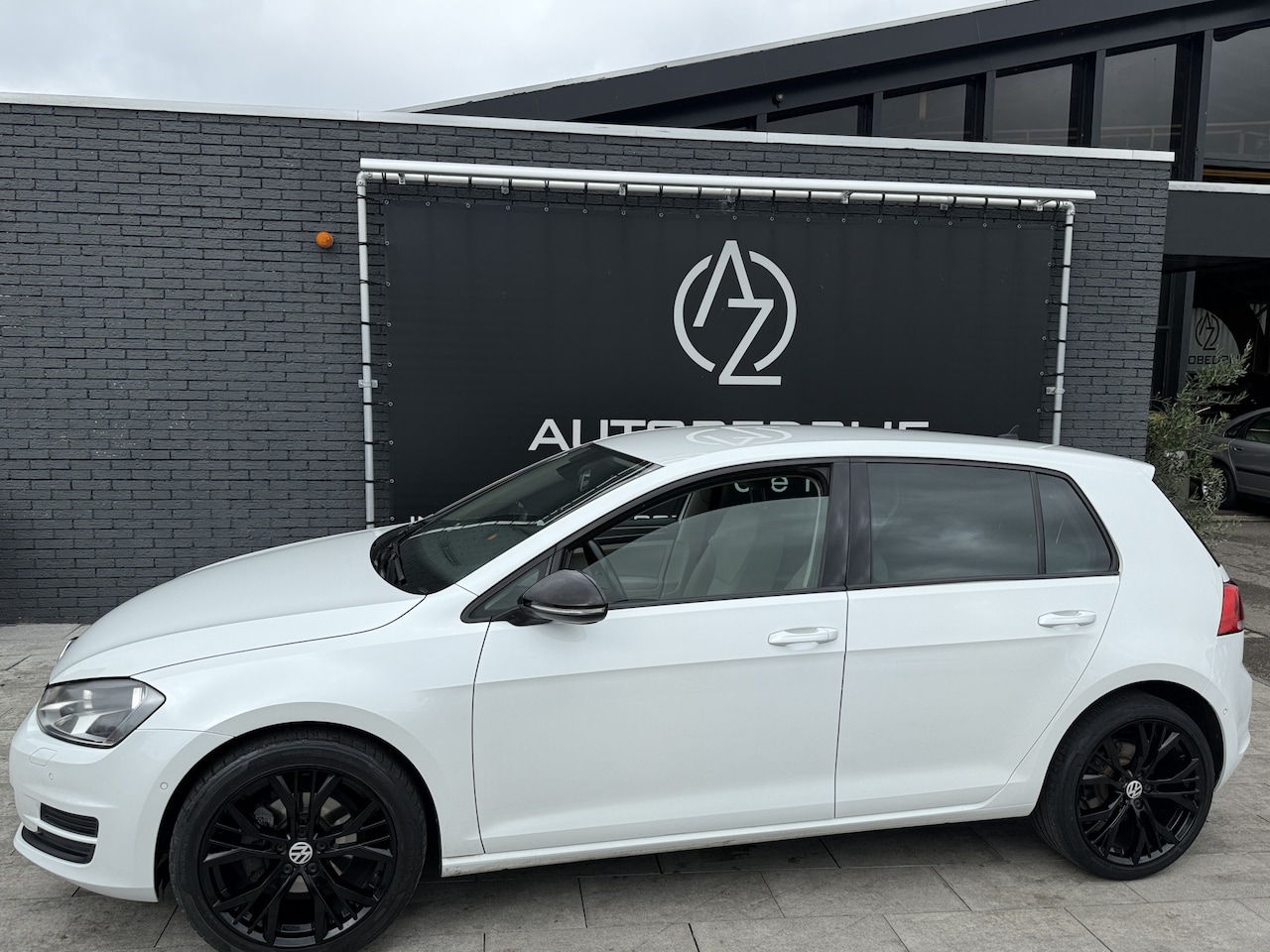 Volkswagen Golf - 1.2 TSI *VELGEN*BLACK*NAVIGATIE*PDC - AutoWereld.nl