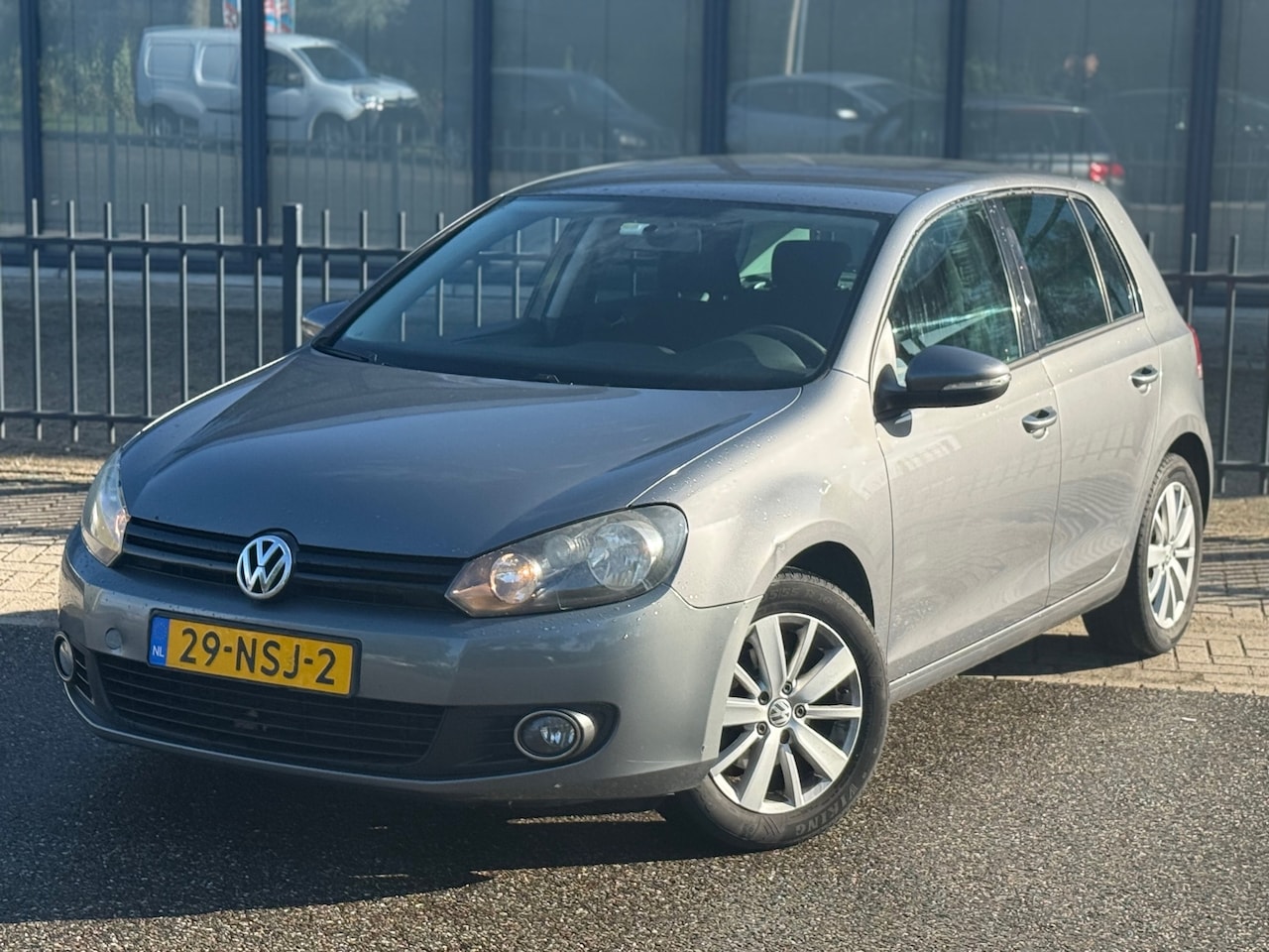Volkswagen Golf - 1.2 TSI I APK I Tour II - AutoWereld.nl