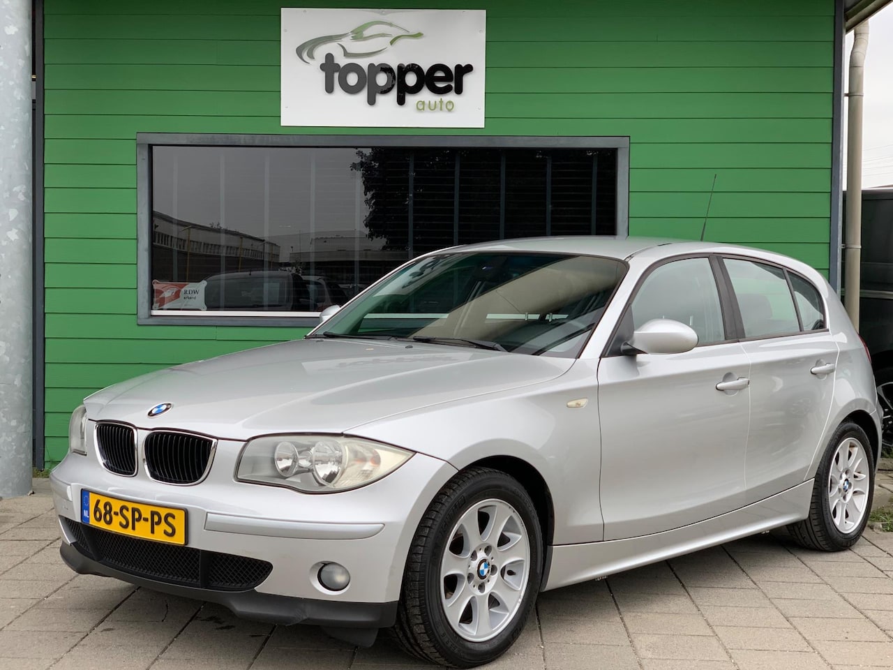 BMW 1-serie - 118i Business Line | Automaat | Nette Auto! | - AutoWereld.nl