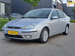 Ford Focus - 1.6-16V Ghia Export