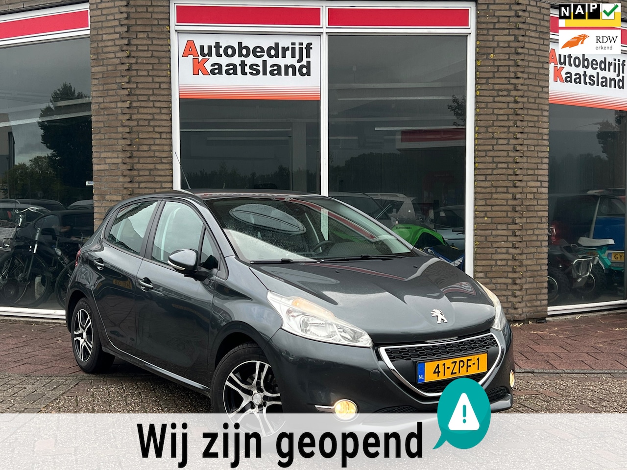 Peugeot 208 - 1.2 VTi Envy - Clima - Navi - Cruise - 2013 - AutoWereld.nl