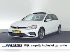 Volkswagen Golf - 1.5 TSI 150pk R-Line Highline Trekhaak Camera Virtual Cockpit Panoramadak Navigatie