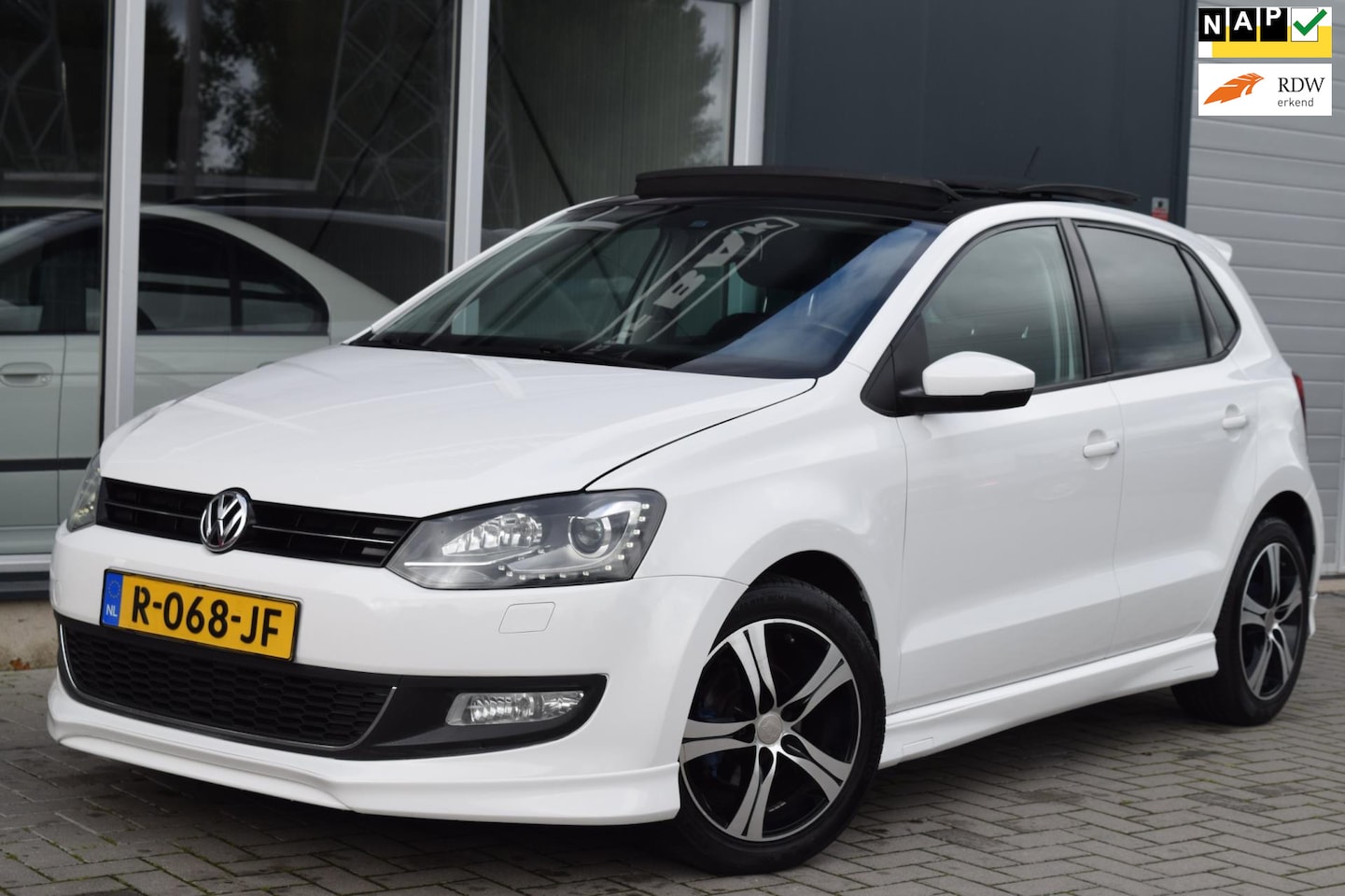 Volkswagen Polo - 1.4-16V Highline | Panoramadak | Clima | APK 8-2026 ! - AutoWereld.nl