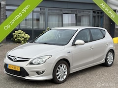Hyundai i30 - 1.6i i-Motion|CRUISE|TREKHAAK|AIRCO|