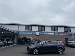 Volvo V40 - 2.0 D4 140kw | Momentum Business | Navi
